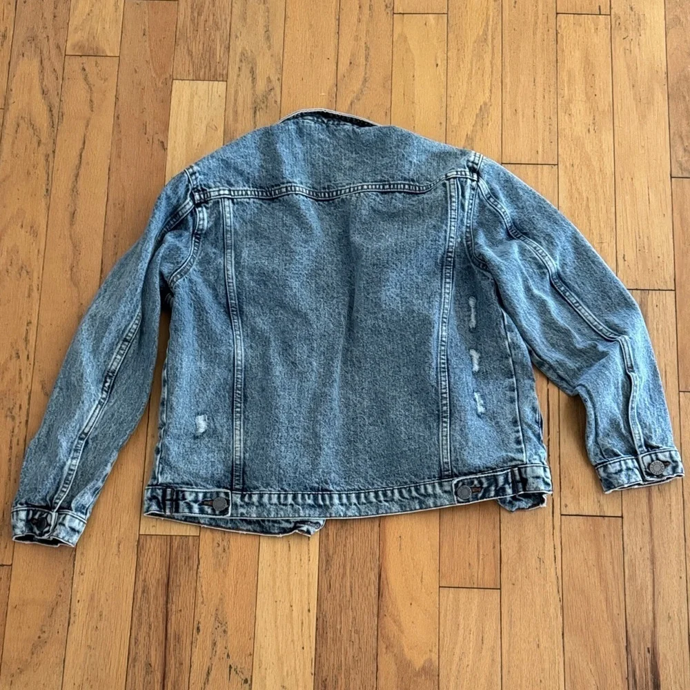 X-Ray | Classic Blue Denim Jacket | Distressed | Light Acid Wash | size 14-16 L
